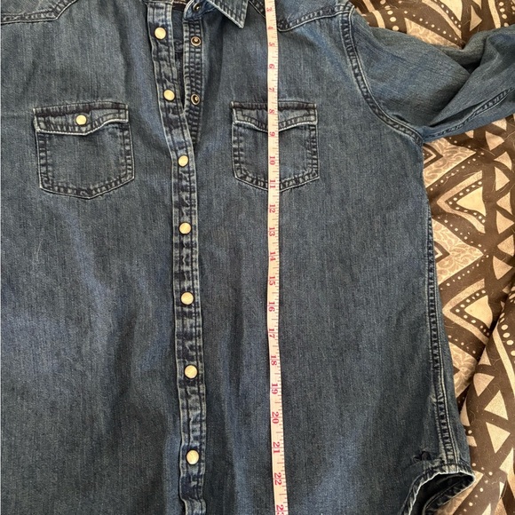 American Eagle Outfitters Blue Button Down Shirt. Women’s size large. - Picture 10 of 10